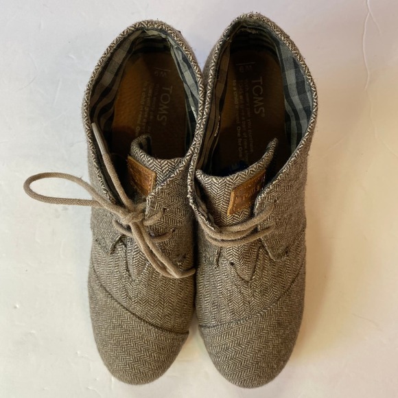 TOMS 'Desert' Herringbone Wedge Bootie - Picture 12 of 16